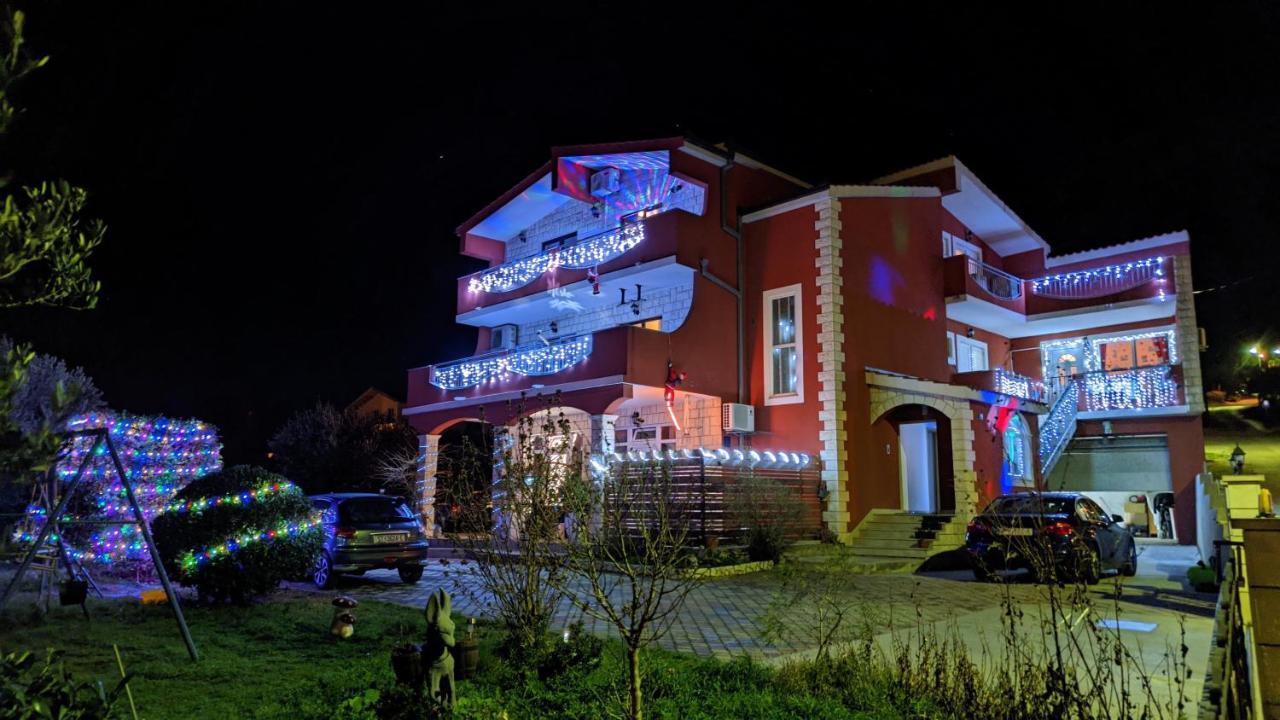 Modern Apartment Near Split & Trogir Каштела Экстерьер фото